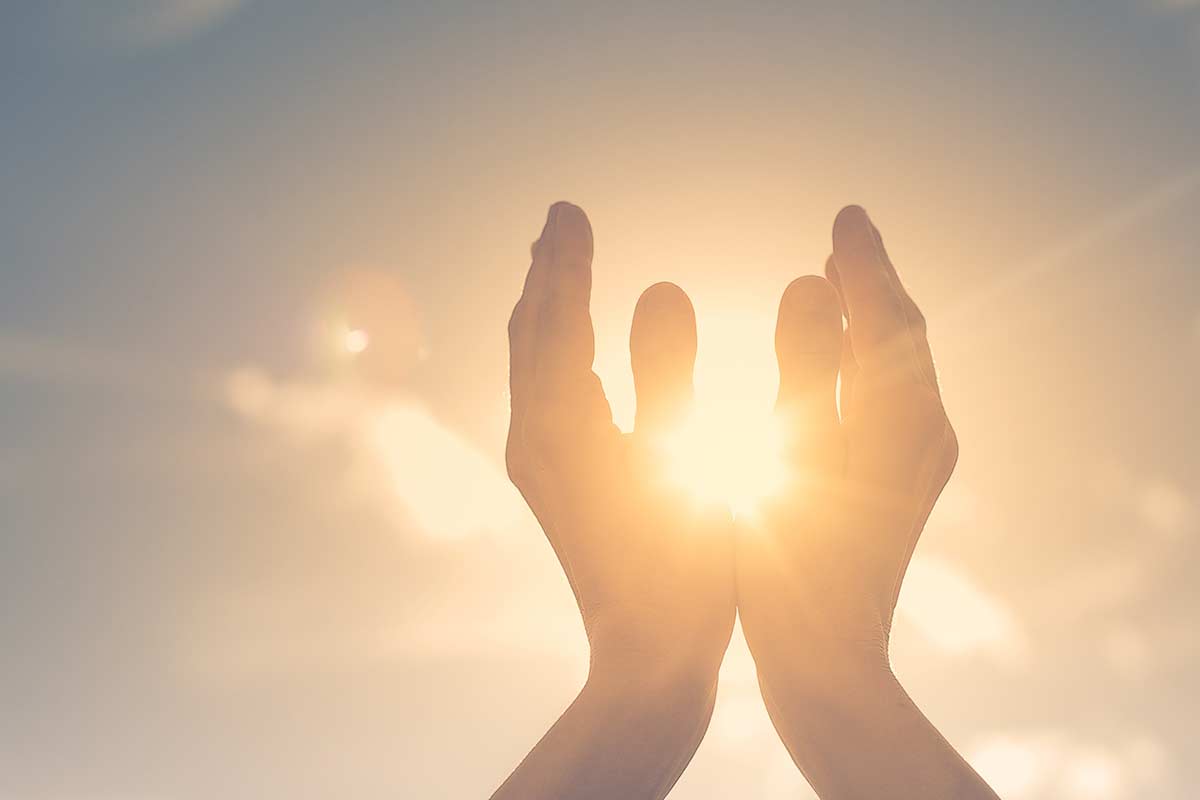 How-Can-You-Clear-Your-Mind- Person Mediating To Clear Their Mind In Recovery